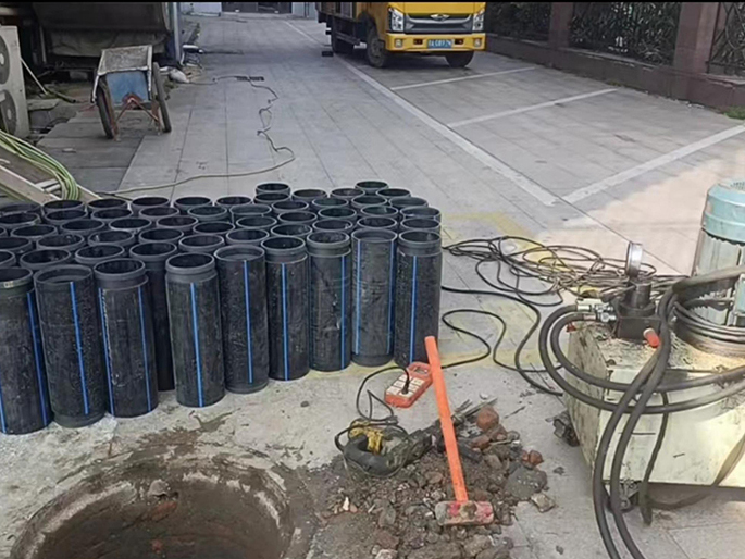 深州PE置换管厂家 DN315置换管 非开挖管短管置换